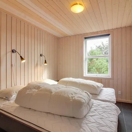 Holiday home Naida - 850m From The Sea In Nw Jutland By Interhome Lokken