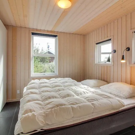 Holiday home Naida - 850m From The Sea In Nw Jutland By Interhome Lokken