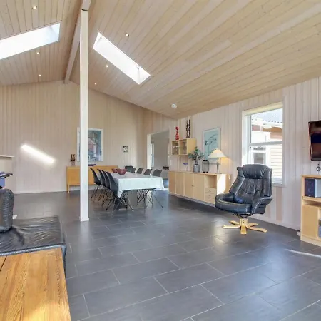 Holiday home Naida - 850m From The Sea In Nw Jutland By Interhome Lokken