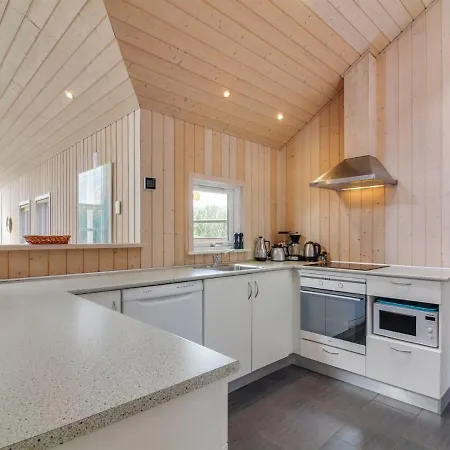 Naida - 850m From The Sea In Nw Jutland By Interhome * Lokken